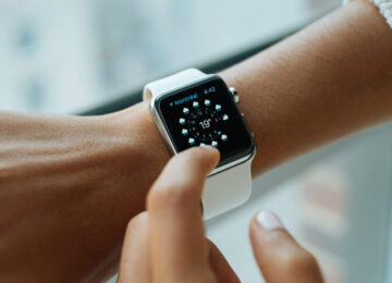 smart-watch-821557_1920
